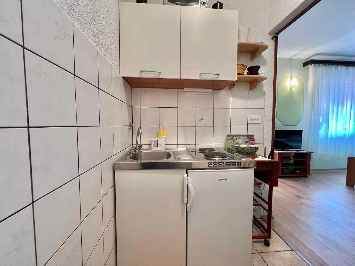Apartment Studio In Dramalj 45735 Croatia